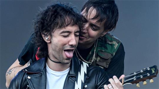  Albert Hammond Jr. und Julian Casablancas 2022 in Berlin. (Archivbild)