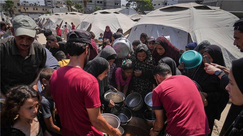 WHO warnt vor tödlicher Hungerkrise im Gazastreifen Berichten von UN-Organisationen zufolge hungern mittlerweile so gut wie alle Bewohner des Küstenstreifens.