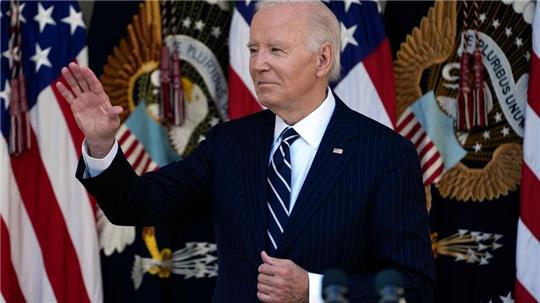  Biden: „Am 20. Januar wird es hier in Amerika eine friedliche Machtübergabe geben.“ 