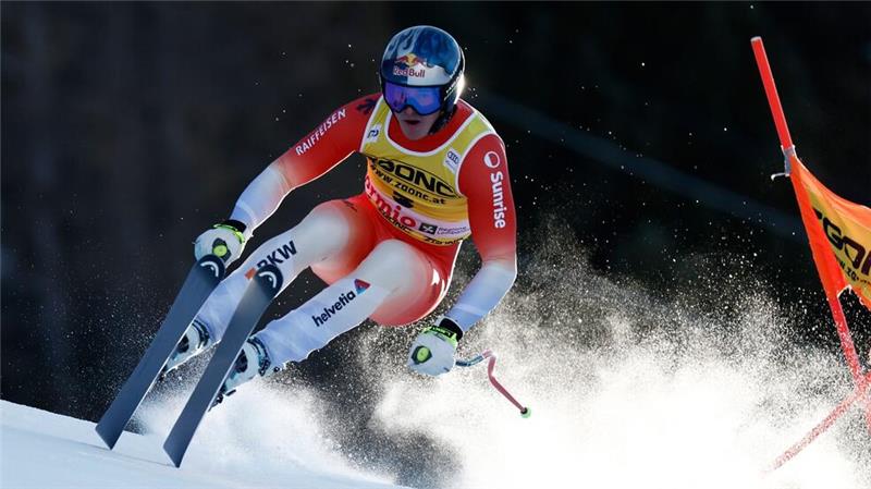 Schweizer Monney gewinnt Abfahrt in Bormio Der Schweizer Franjo von Allmen hat es auf das Podest geschafft.