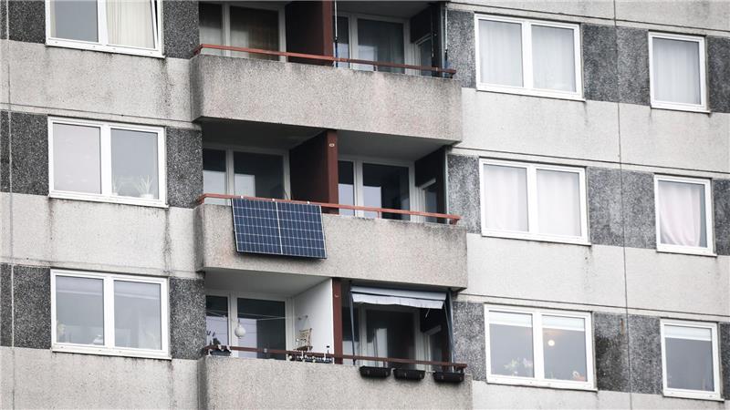  Die Geräte sind nach Angaben der Branche beliebt, weil Käufer sie selbst in Betrieb nehmen könnten und die Anschaffungskosten vergleichsweise niedrig seien. (Archivbild)