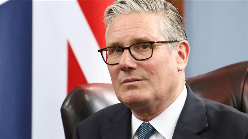 Starmer: Britische Armee stoppt Schattenflotte-Tanker Er habe die Streitkräfte am frühen Morgen angewiesen, das Schiff abzufangen, teilte Starmer mit. (Archivbild)