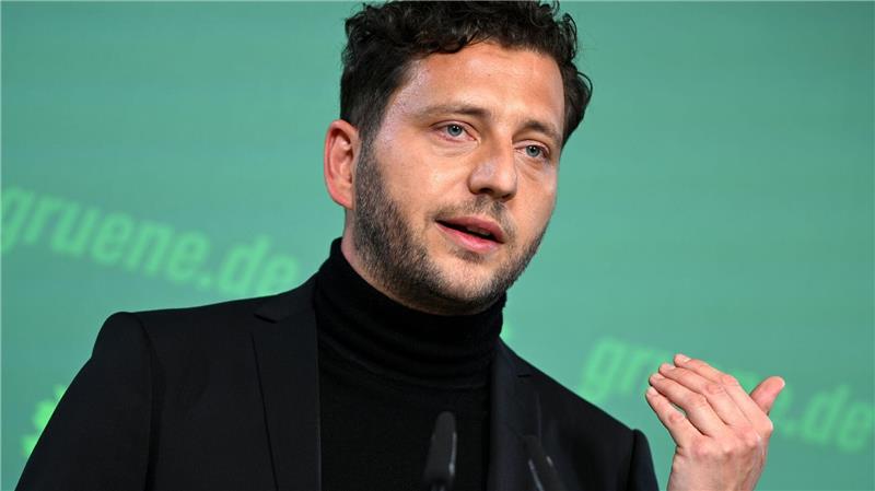 Grünen-Votum zu Mercosur sorgt für parteiinternen Streit Hätte sich ein anderes Signal gewünscht: Grünen-Co-Chef Felix Banaszak. (Archivbild)