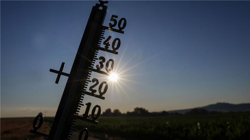  Im Laufe der Woche wird laut DWD nahezu bundesweit die 30-Grad-Marke geknackt. 