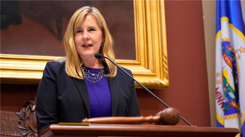Schüsse auf US-Politiker - Großfahndung nach Täter Melissa Hortman saß als demokratische Abgeordnete im Parlament vom US-Bundesstaat Minnesota.