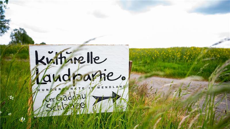 36. „Kulturelle Landpartie“ solidarisch gegen Rechts Zwölf Tage lang strömen von Himmelfahrt an Tausende Kunstinteressierte zur „Kulturellen Landpartie“ ins Wendland. (Archivbild)