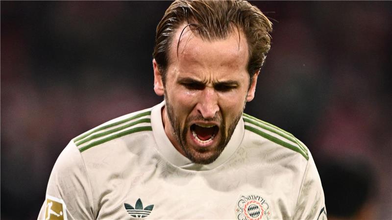 100 Tore in 104 Pflichtspielen für den FC Bayern: Harry Kane feiert seinen Rekord.