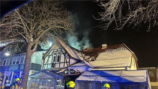 123 Einsatzkräfte waren am Freitagabend vor Ort.