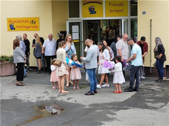 2022 kann die Grundschule Harlingerode noch 60 neue Schülerinnen und Schüler begrüßen und muss dafür eine zusätzliche, dritte 1. Klasse schaffen, um sie alle unterbringen zu können. Diesmal werden zwei Klassen ausreichen. Archivfoto: Exner
