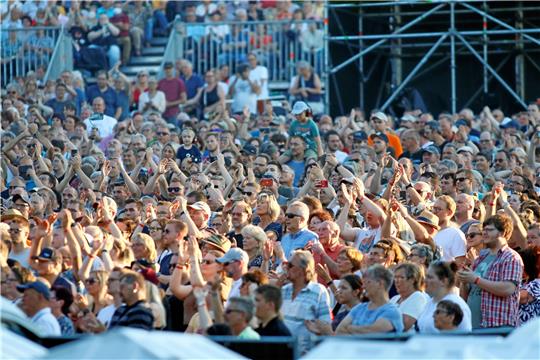 2022 locken die Open-Air-Konzerte vor der Kaiserpfalz Tausende Besucher an. Dass es 2024 eine Neuauflage geben wird, ist unwahrscheinlich.  Archivfoto: Epping