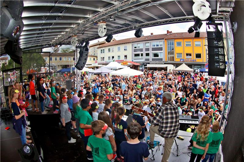 2022 platzte der Marktplatz von Jürgenohl aus allen Nähten.