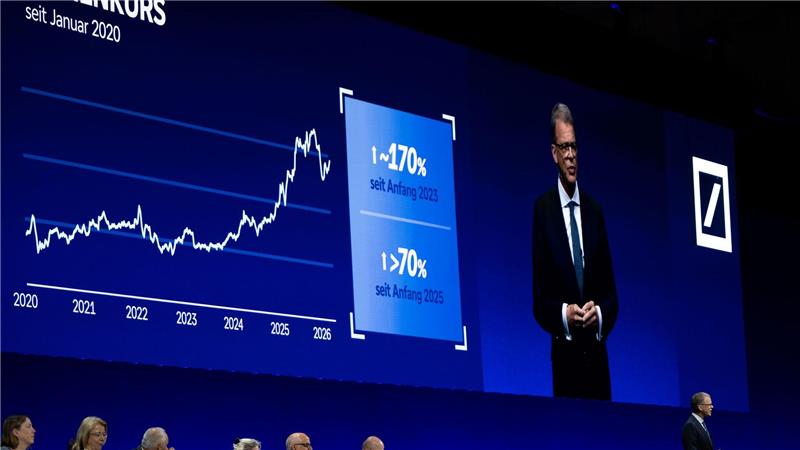 Deutsche Bank: Proteste und Kritik an Aufsichtsratsvergütung 2025 hatte die Deutsche Bank mit gut 9,7 Milliarden Euro das höchste Vorsteuerergebnis ihrer Geschichte erzielt.