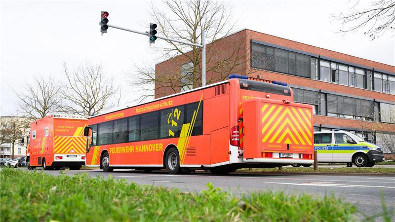 22 Schülerinnen und Schüler klagten danach über Atemwegsreizungen und tränende Augen.