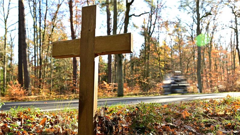 2.814 Menschen starben im letzten Jahr auf Deutschlands Straßen. (Symbolbild)