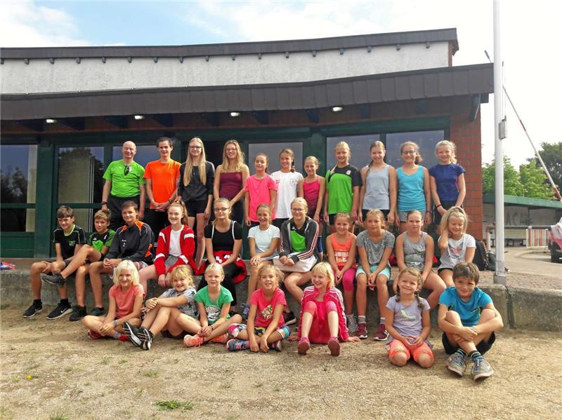 30 Kinder nehmen am Leichtathletik-Trainingslager des MTV Jahn Schladen des MTV Börßum teil. Foto: privat
