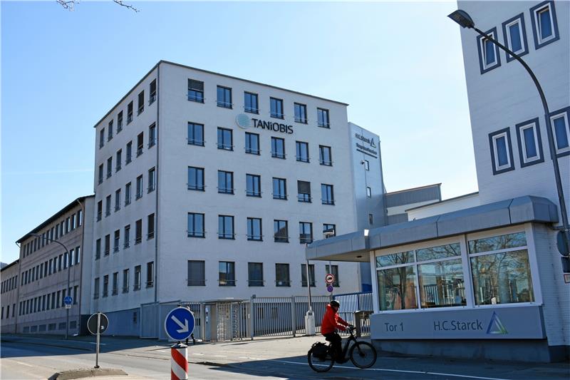 300 Mitarbeiter und Auszubildende hat die Firma Taniobis am Standort in Oker. Jährliche Investitionen und stetiges Wachstum steigern die Effizienz und sichern die Arbeitsplätze am „Center of Excellence“ des Unternehmens. Foto: Kempfer