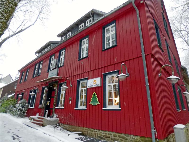 33 Zimmer, Saal und frische Küche: das Hotel „Zum Harzer“ in der Treuer straße.
