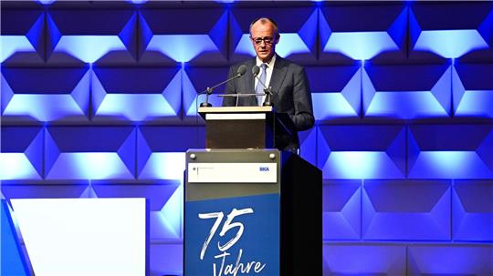 75 Jahre BKA sind nach Worten des Kanzlers eine Erfolgsgeschichte.