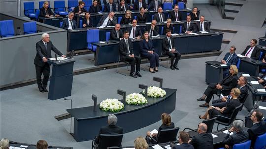 80 Jahre nach Kriegsende: Bundespräsident Steinmeier ruft zum Festhalten an den Lehren aus der NS-Diktatur auf.