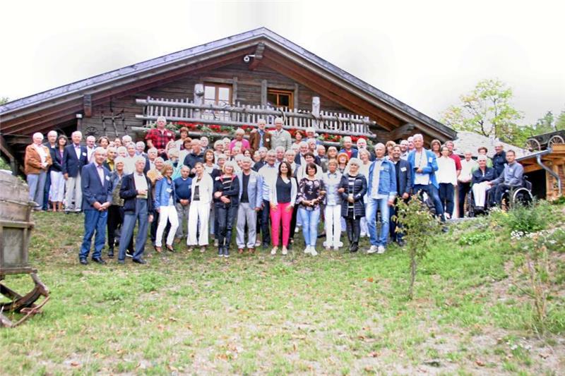 84 ehemalige Olympioniken treffen sich auf der Steinbergalm in Goslar. Sie sind Mitglieder der Gemeinschaft deutscher Olympiateilnehmer. Foto: Krause