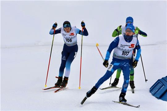 Aaron Jakobs (li.) vom WSV Clausthal-Zellerfeld sichert sich beim Schülercup in Altenberg die Plätze fünf und sieben und qualifiziert sich für das große Finale in Ruhpolding.  Foto: Privat