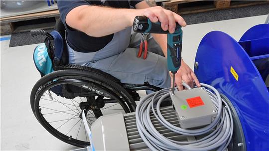 Ab 20 Mitarbeitenden sind Arbeitgeber verpflichtet, schwerbehinderte Menschen zu beschäftigen.