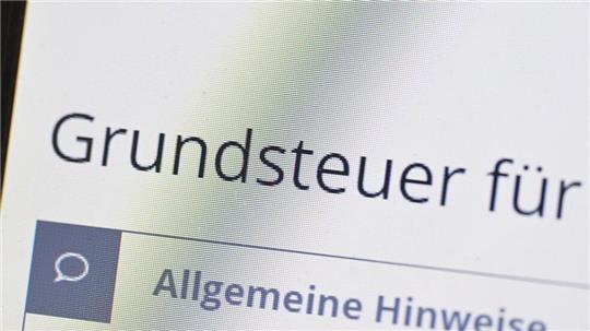 Ab 2025 wird die Grundsteuer nach neuen Regeln berechnet - doch noch ist völlig unklar, wer wie viel zahlt. (Archivbild)