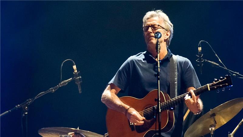 Streitbare Gitarrenlegende: Eric Clapton wird 80 Ab April ist Eric Clapton wieder auf Tournee. Deutschland-Konzerte sind vorerst nicht geplant. (Archivbild)