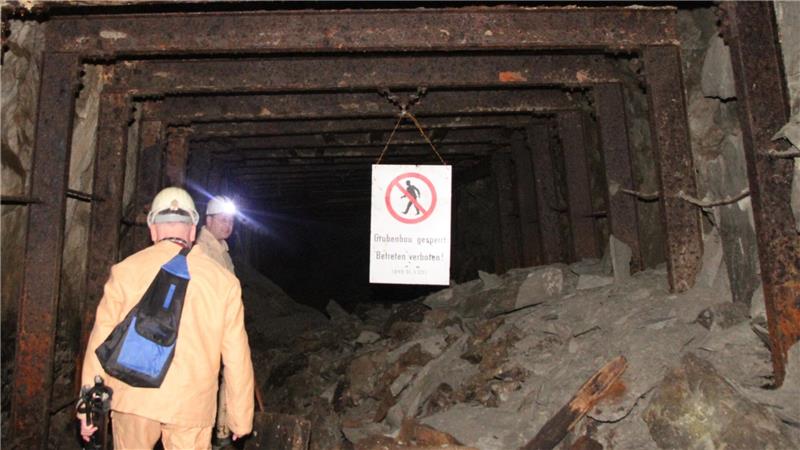 Schroederstollen bei Klein Döhren: Fahrt in die Vergangenheit Ab hier ist der Weg für gewöhnliche Besucher versperrt.