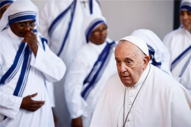 Papst mahnt Europa zu Aufnahme und Integration von Migranten «Aber das Hauptkriterium kann nicht der Erhalt des eigenen Wohlstandes sein, sondern vielmehr die Wahrung der Menschenwürde»: Papst Franziskus in Marseille.