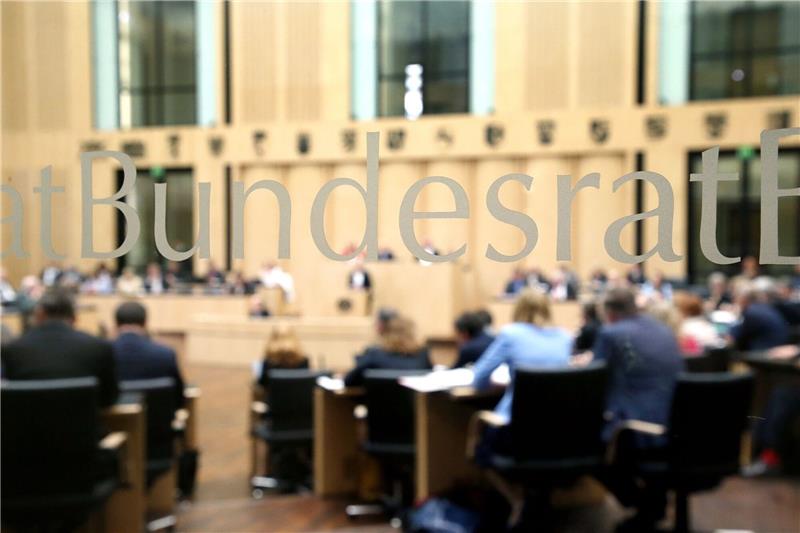 Abgeordnete der Länder während der Sitzung des Bundesrates in Berlin.