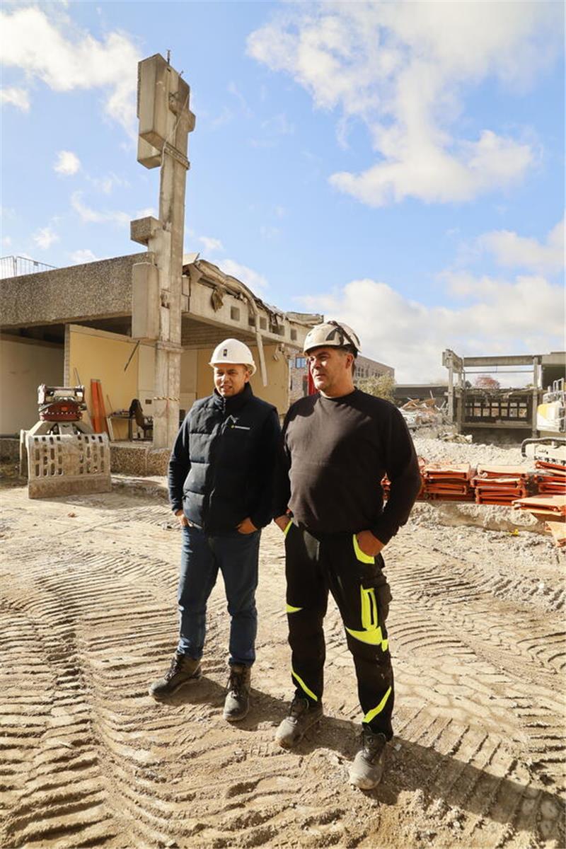 Abriss der alten Goldenen Aue