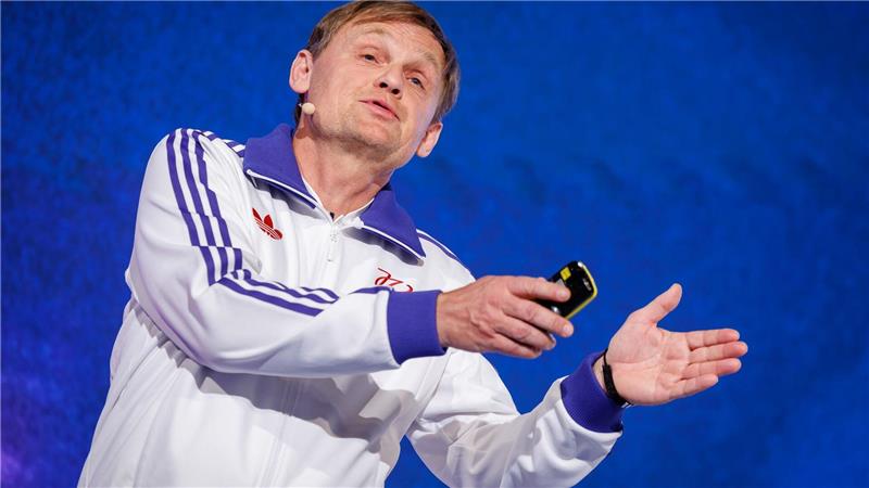 Adidas macht bessere Gewinne, Vorstandschef Björn Gulden fürchtet aber die Auswirkungen von US-Zöllen (Archivbild).