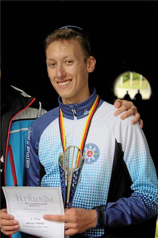 Adrian Franz vom SC Buntenbock hat allen Grund zum Strahlen. In Willingen gelingt ihm der erste Sieg im Deutschlandpokal. Foto: Privat