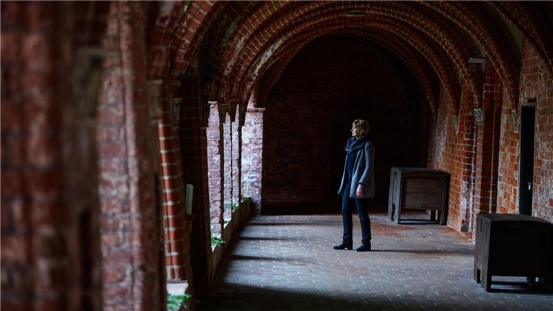 Äbtissin Angela Geschonke möchte die eingelagerten Kunstschätze gern zeigen, ist in Gesprächen für einen Ort im Kloster mit der Klosterkammer. (Archivbild)