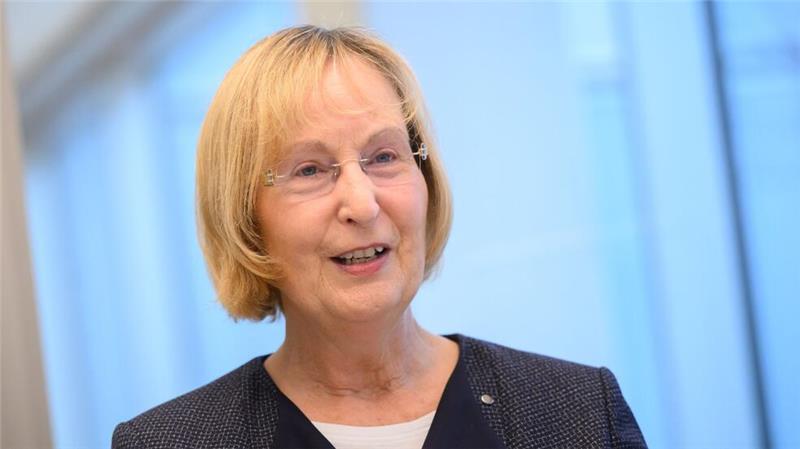 Ärztekammer: Hängepartie bei Gesundheitsreformen beenden Ärztekammerpräsidentin Wenker: „Ich würde einem künftigen Gesundheitsminister empfehlen, jedes Vierteljahr zu schauen, welches Gesetz besonders dringend ist.“