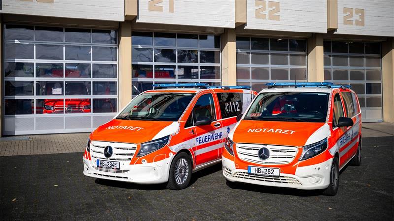 Wenn der Notarzt mit dem E-Auto kommt Äußerlich ist kaum ein Unterschied zwischen dem elektrisch betriebenen Notarzteinsatzfahrzeug und dem mit Verbrennermotor zu erkennen.