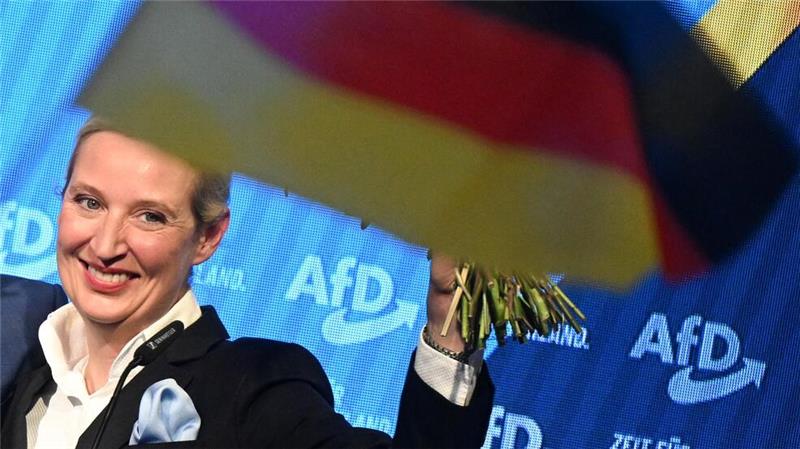 AfD gewinnt alle ostdeutschen Flächenländer. 
