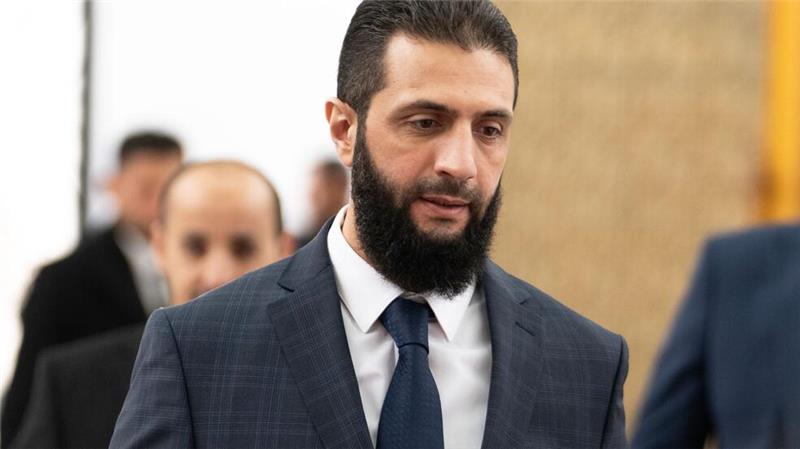 Ex-Rebellenführer al-Scharaa wird Syriens Übergangspräsident Ahmed al-Scharaa wird Übergangspräsident in Syrien.