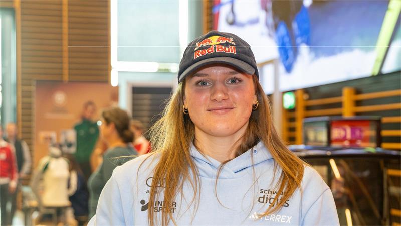 Ski-Ass Aicher vor Saisonstart: Favoritin auf große Kugel? Aichers Erfolgsrezept: Lockerheit und Lust am Skifahren.