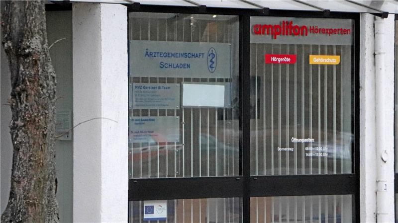 Sorgen um die hausärztliche Versorgung in Schladen-Werla Aktuell finden sich nur noch zwei Ärzte mit Zweigniederlassungen im Haus der Schladener Ärztegemeinschaft.