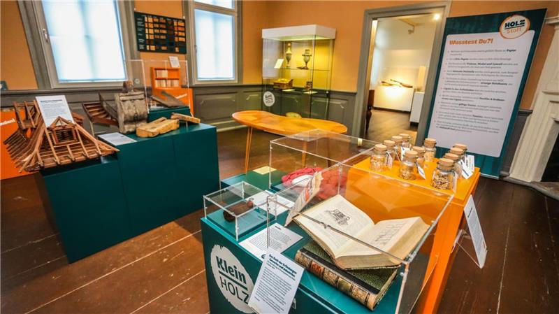 Aktuell ist die Ausstellung „Holzstücke“ im Museum zu sehen – eigentlich geplant bis Mitte Februar kommenden Jahres.