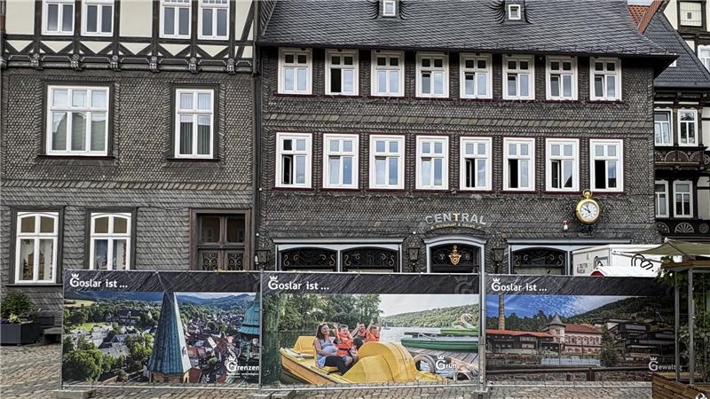Aktuell lässt sich nur erahnen, was im Inneren des Café „Central“ geschieht.