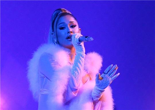 Album mit Erfolgsgarantie: Auf Instagram kündigte Ariana Grande ihr neues Album «Eternal Sunshine» an. Binnen weniger Stunden likten mehr als drei Millionen Menschen den Beitrag.