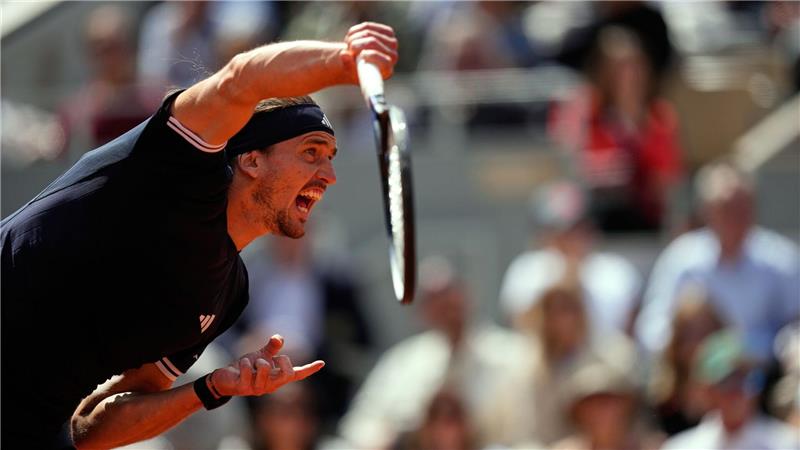 Alexander Zverev beim Aufschlag.