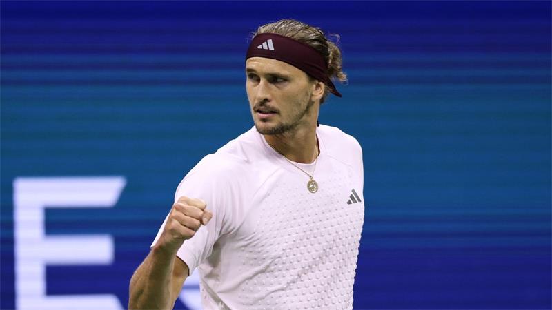 Zverev mit Becker-Rekord ins Halbfinale - Termin nervt ihn Alexander Zverev feiert den Halbfinaleinzug.
