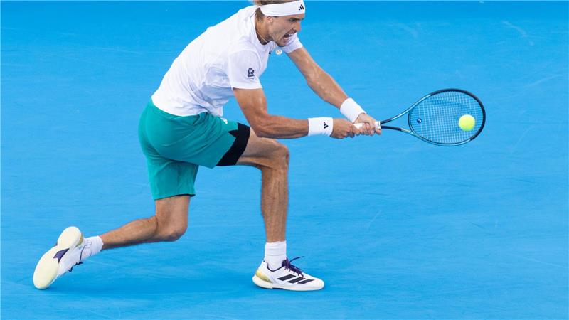 Mentale Probleme: Zverev nimmt professionelle Hilfe an Alexander Zverev fühlt sich bei den US Open nach eigenen Worten wieder besser und frischer.