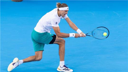 Alexander Zverev schied im Mixed-Wettbewerb der US Open früh aus. (Archivbild)