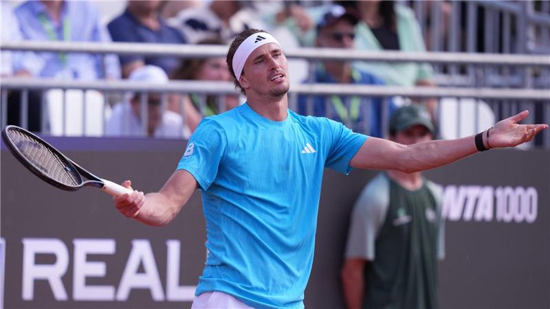 Alexander Zverev verlor im Rom überraschend im Achtelfinale. 