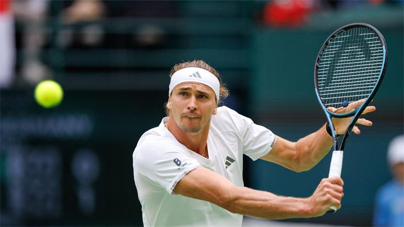 Trotz Sieges von Zverev: Davis-Cup-Team muss bangen Alexander Zverev zeigte im Davis Cup eine solide Leistung.
